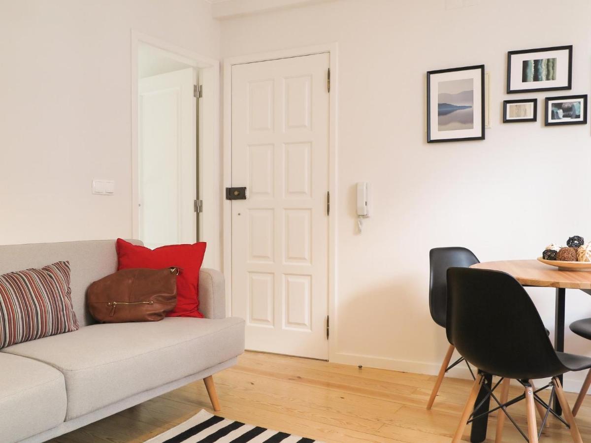 Historic Alfama Apt With Modern Style Lissabon Buitenkant foto